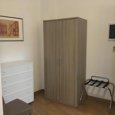 Hotel Chopin Генуа Екстериор снимка
